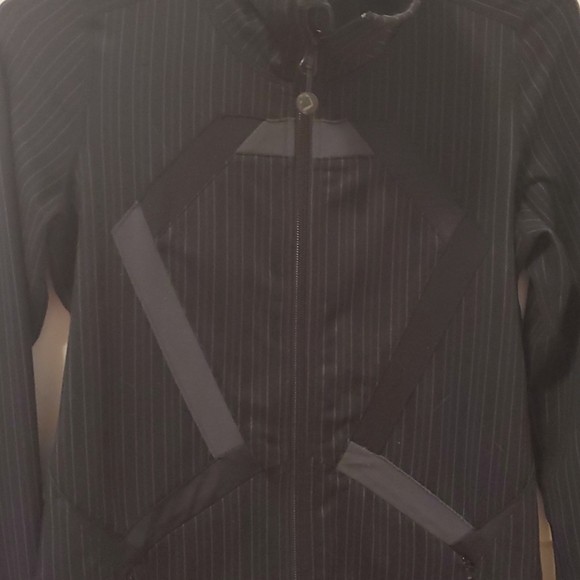 Lululemon zip-up with pinstripe pattern - Picture 2 of 2